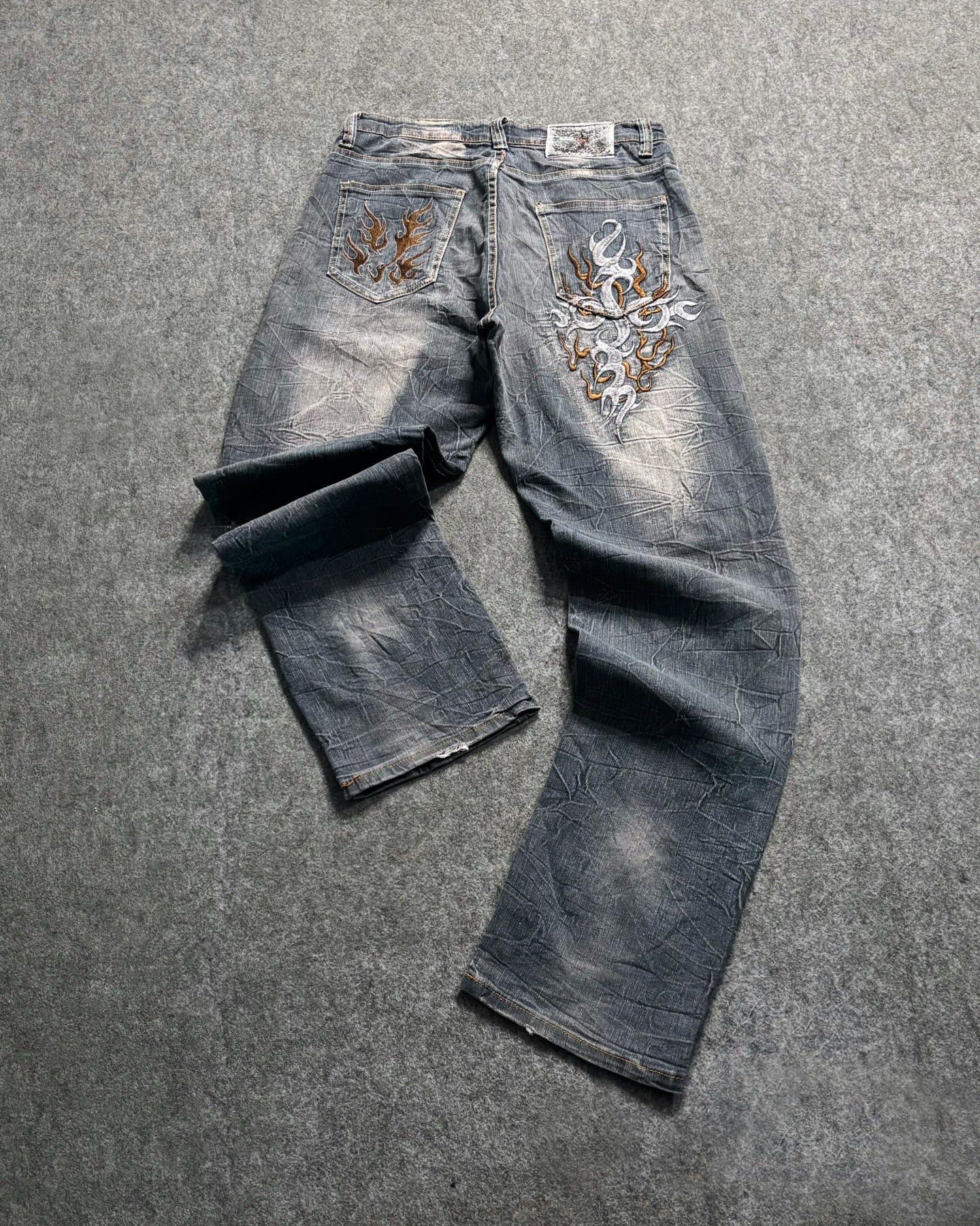 (RARE)Y2k ACID EMBRODIERY PREMIUM DENIM 🔥 PREMIUM QUALITY